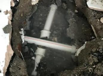 云霄阳台漏水维修公司为您分享楼上楼下漏水怎么处理